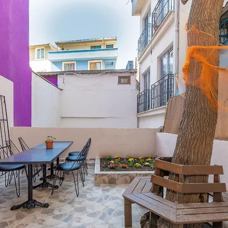 Taksim Wooden House Vandrerhjem Istanbul