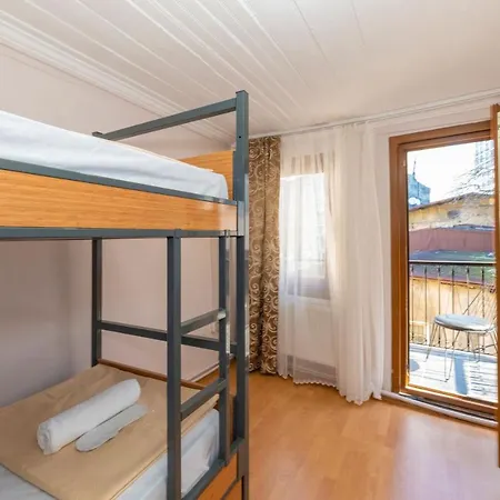 Taksim Wooden House Estambul